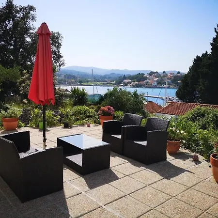 아파트 Lumbarda Resort Apartments 룸바르다